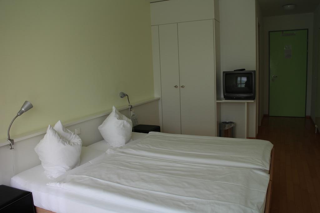 Seminar-Hotel Rigi Am See Веггис Номер фото